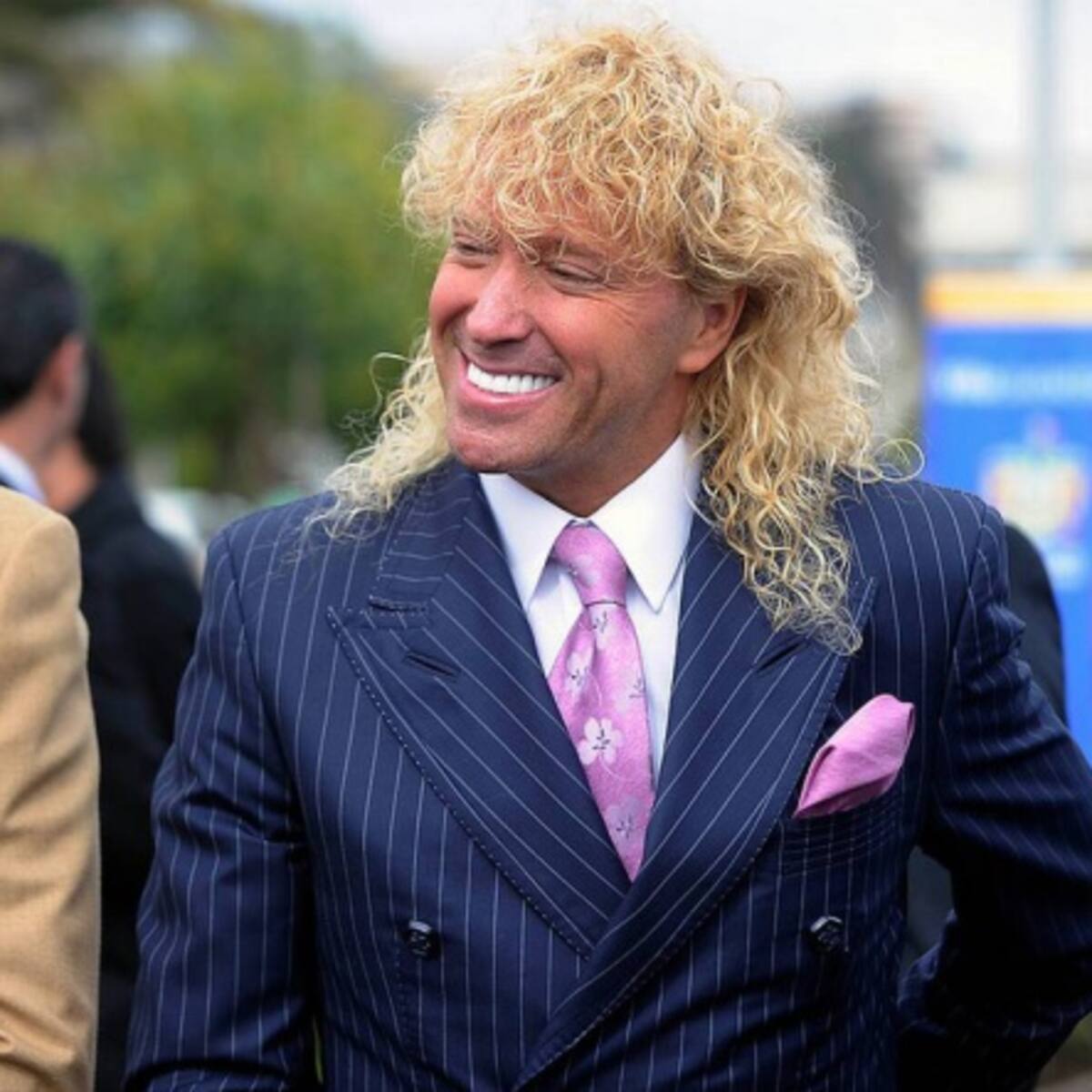 Leonardo Farkas regalará 60 millones de pesos a los 10 mejores padres de Chile