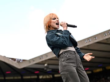 Más allá de la rabia adolescente: Cuando Hayley Williams decidió cantar desde sus heridas