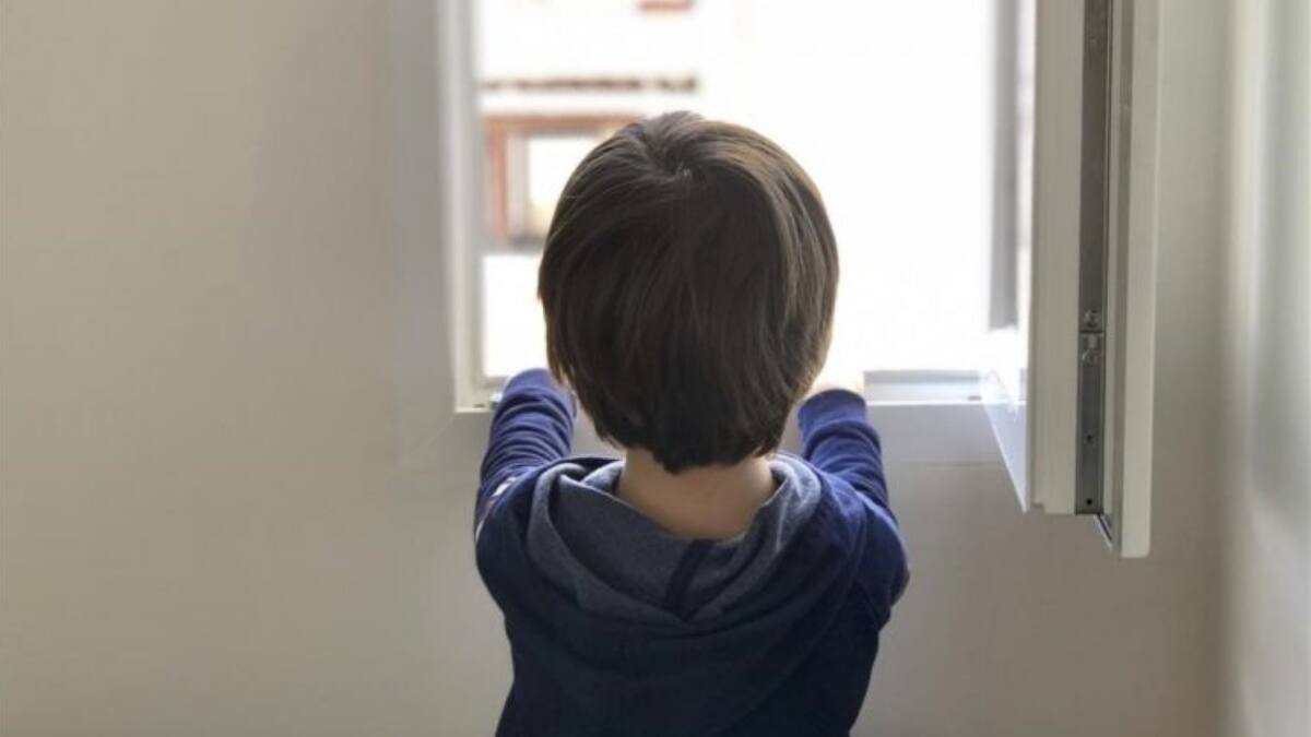 Psicólogo de la Mutual de Seguridad entrega consejos para tratar la cuarentena con los niños