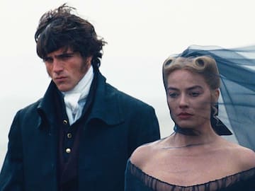 Nueva adaptación de "Cumbres Borrascosas" confirma su llegada al streaming y así podrás verla