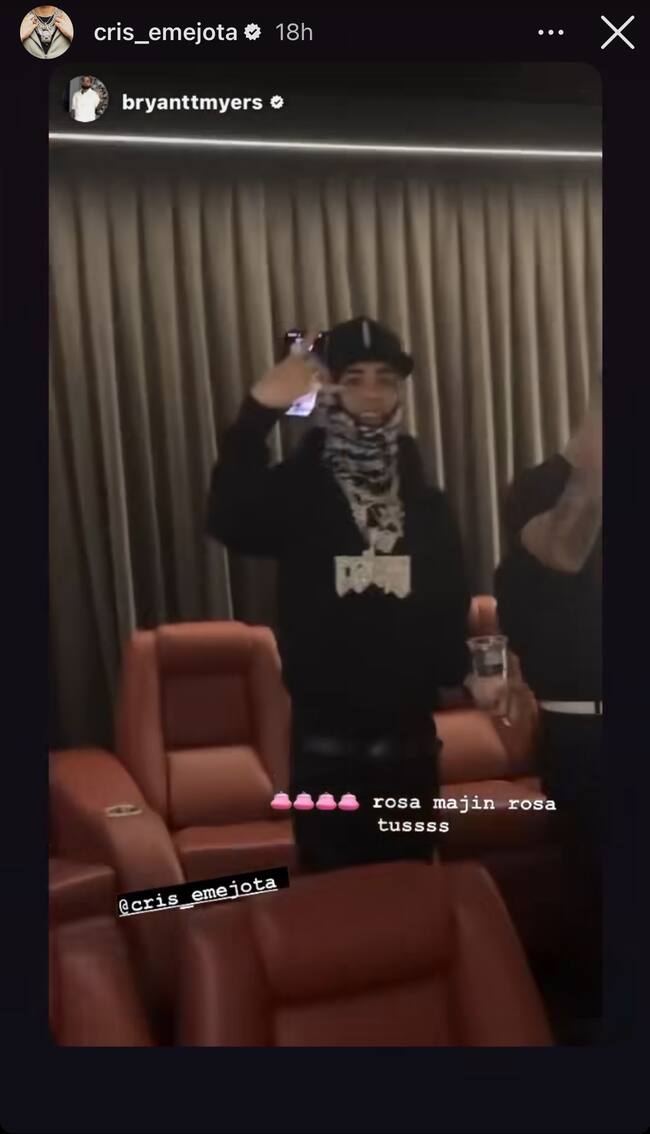 captura de @cris_emejota