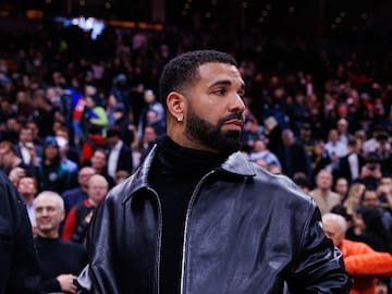 Drake regala 20.000 dólares a un fan tras ganarle en el cachipún