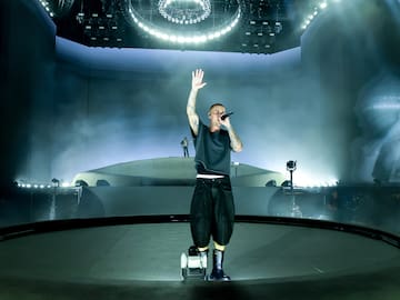 Con una inusual puesta en escena y un setlist cargado de hits, Justin Bieber pone a cantar a todo Coachella 2026