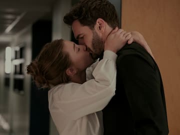 El fenómeno de BookTok llega al streaming: así puedes ver “La Hipótesis del Amor”
