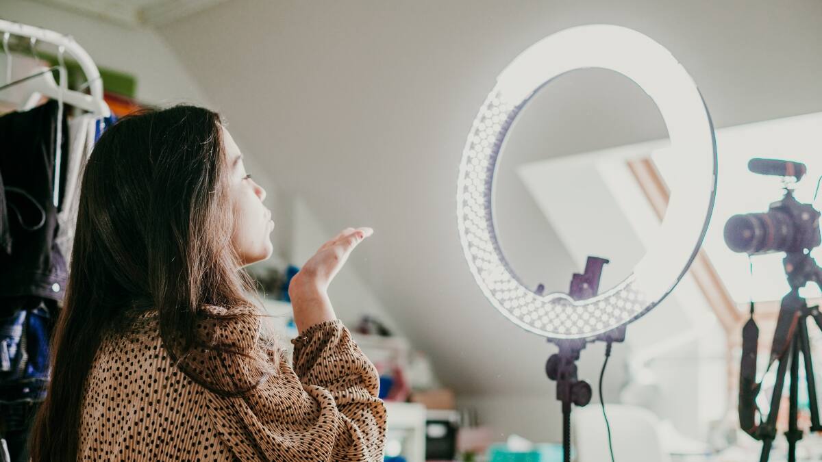 ¿Qué opinan? En Noruega ahora es ley que los influencers informen si sus fotos han sido retocadas