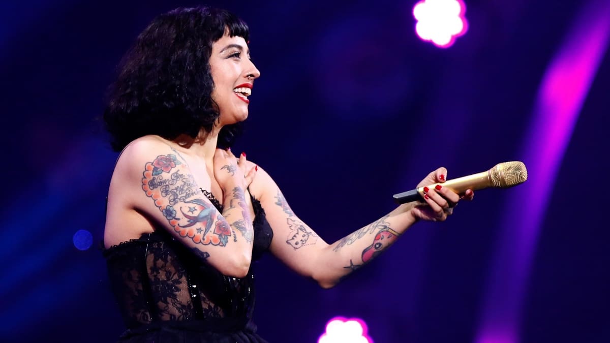 ¡Vuelve con todo! Mon Laferte anunció gira musical para este 2021