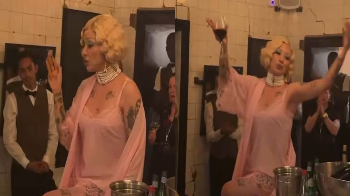Mon Laferte sorprende cantando en Francia: así sonó "Femme Fatale" en un bar de París