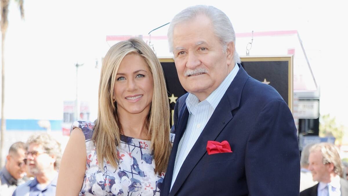 Muere John Anthony Aniston, el padre de Jennifer Aniston a los 89 años