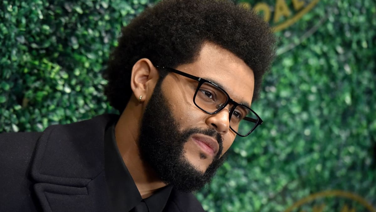 The Weeknd anuncia «Dawn FM», su nuevo disco temático que tendrá como invitado a Jim Carrey