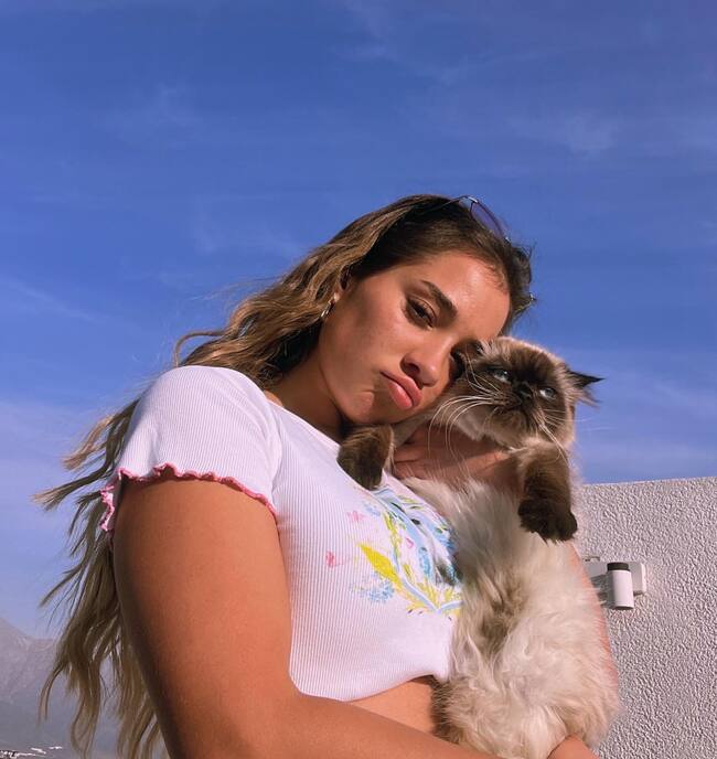 Instagram: @princesa.alba