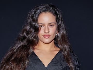 "Estuve a punto de tener un colapso nervioso": Rosalía revela que grabar su nuevo álbum y actuar para "Euphoria" le pasó la cuenta