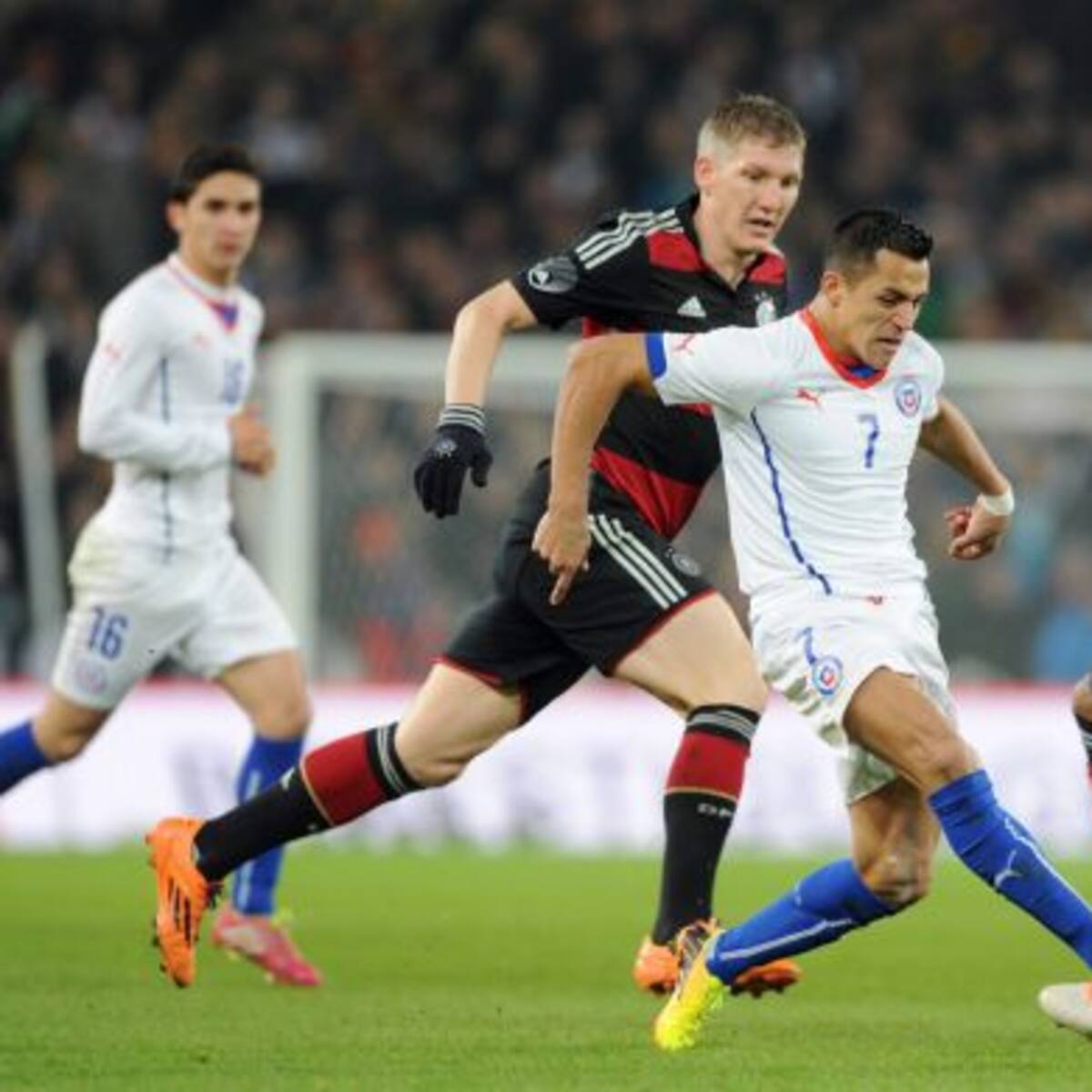 ¡Ven a ver el partido de Chile junto al equipo de Los40!