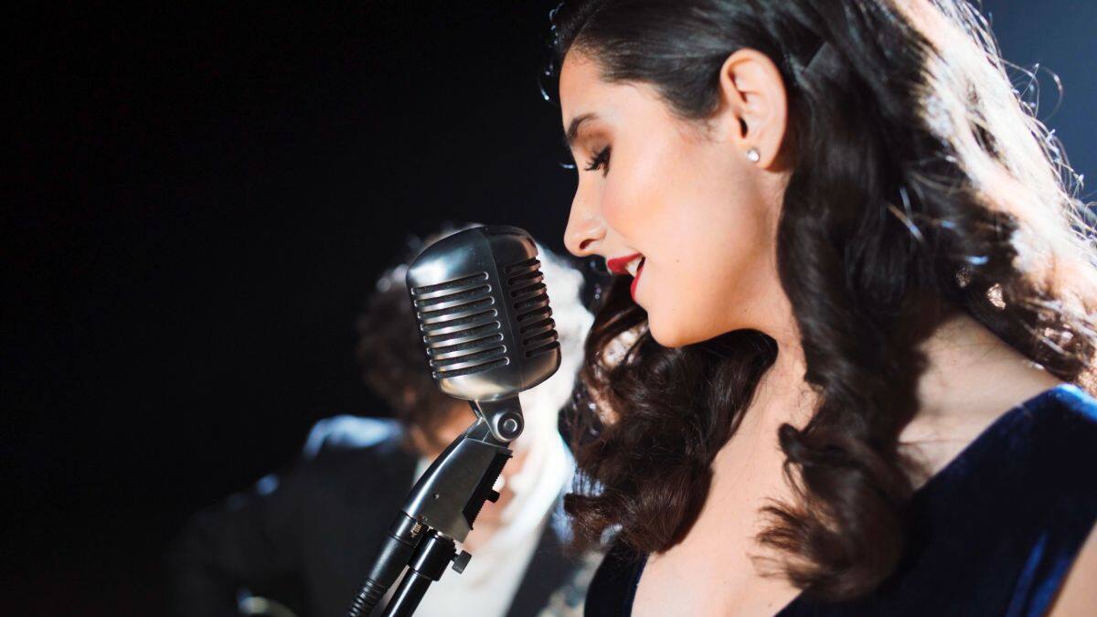 #PonleOreja: Antonella Sigala lanza videoclip de canción coescrita con Manuel García