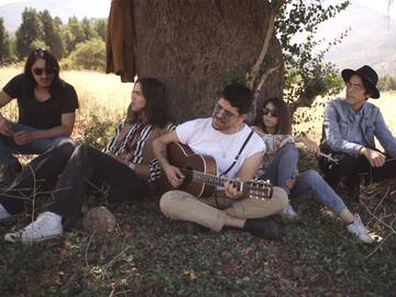 ¡Tremendo! Kolumbia y los hermanos Zicavo de la Moral Distraida estrenan «Máquina Para Volar»