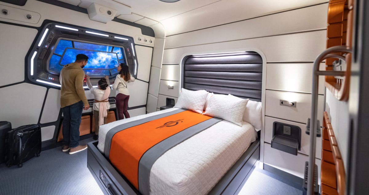 Star Wars Galactic Starcruiser