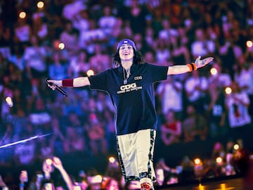 Billie Eilish consigue récord en reproducciones de Spotify con seis de sus canciones