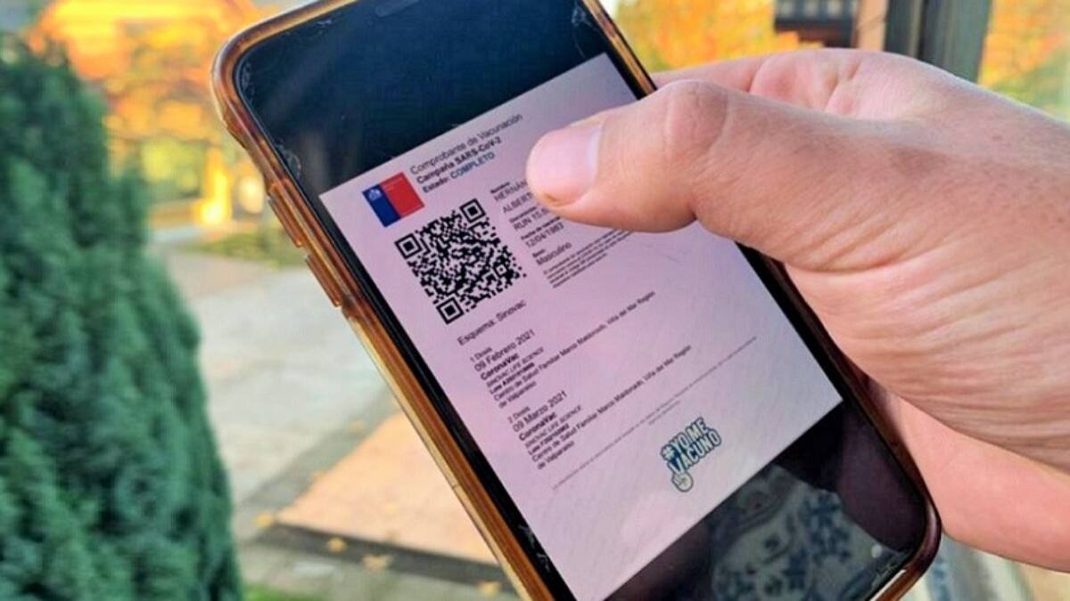 ¡Al fin! Personas vacunadas en el extranjero podrán acceder al pase de movilidad