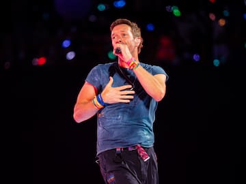 Chris Martin, vocalista de Coldplay, dice presente en el show de TINI en Argentina