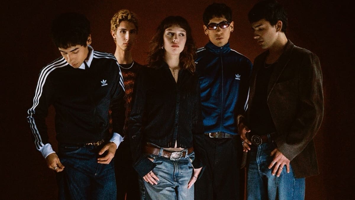 #Vitrina40 de Lollapalooza Chile 2026: La presentación más importante en la carrera de la banda alternativa chilena "Anttonias"