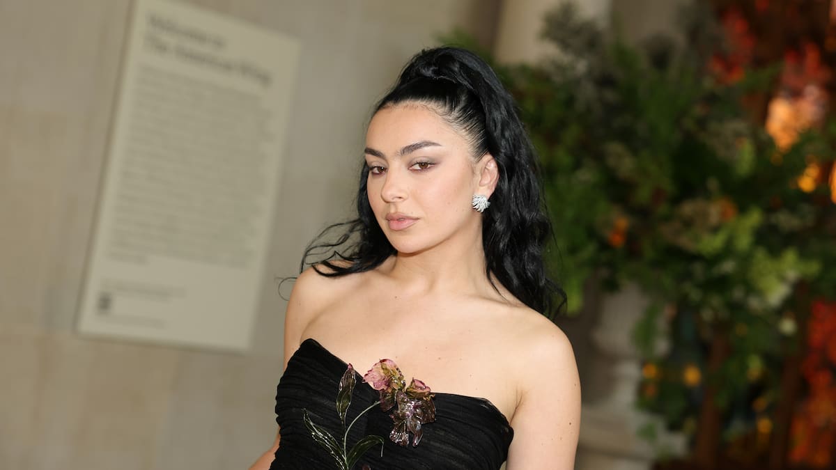 ¡Fin al misterio! Charli XCX revela cuándo será el lanzamiento de su próximo álbum de estudio "Music, Fashion, Film"