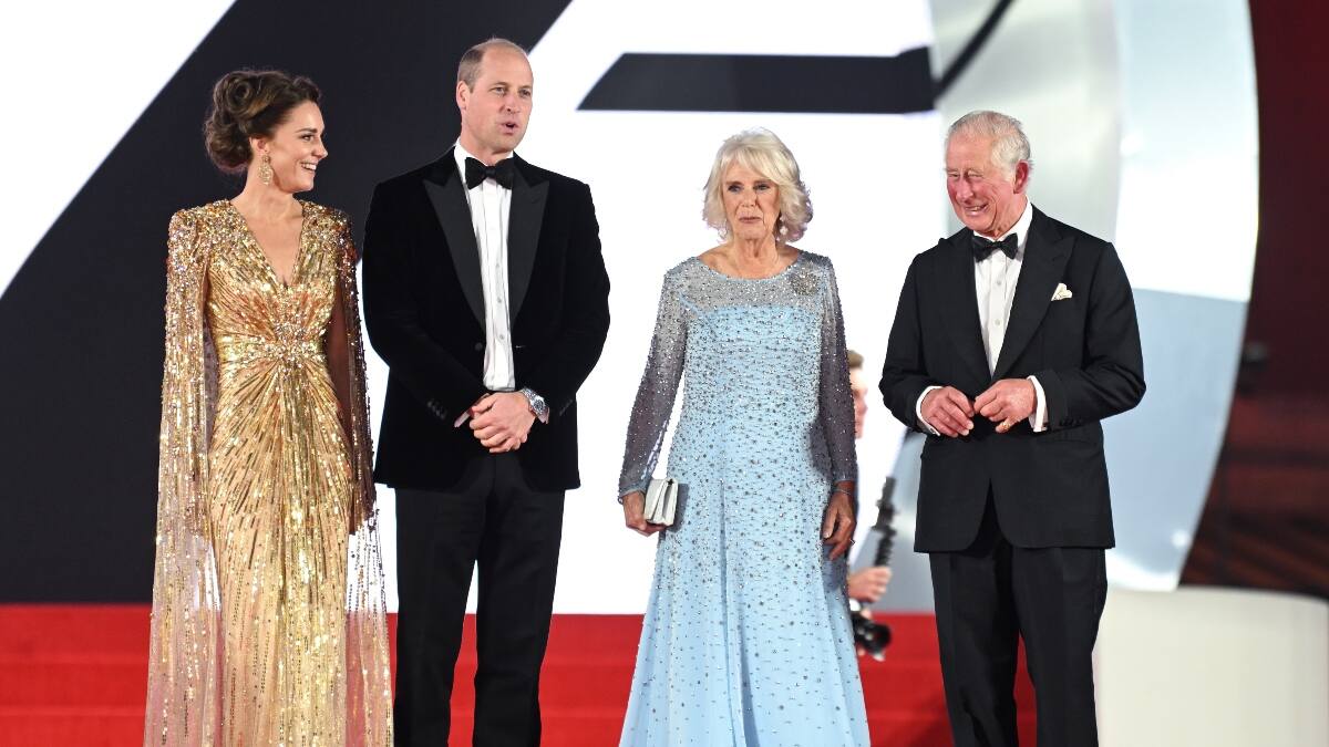 La realeza británica llegó a la alfombra roja en el nuevo estreno de James Bond