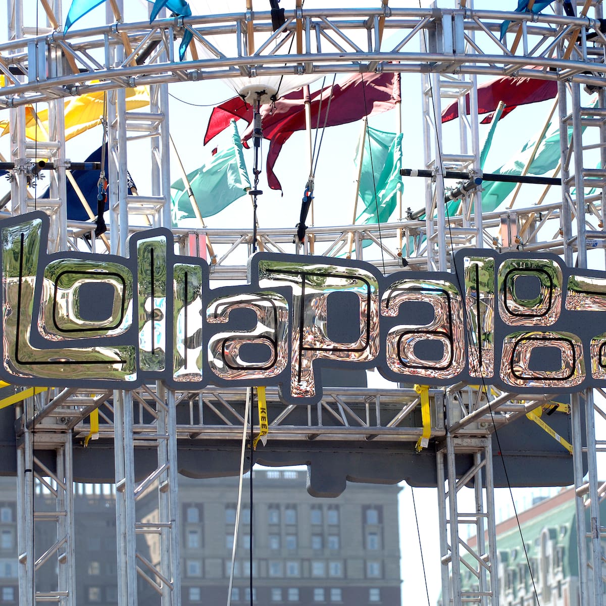 Lollapalooza Chicago 2026: Quiénes se presentan este domingo 2 de agosto y cómo ver el festival en vivo desde Chile