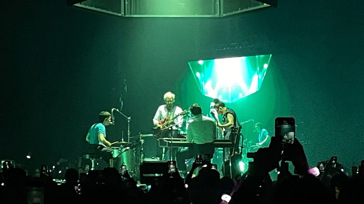 Morat abrió su maratón de shows en Chile con nostalgia, clásicos y una buena dosis de “Ya Es Mañana”