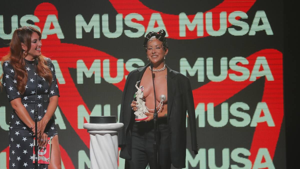 Premios MUSA 2022: Denise Rosenthal reacciona a su premio como mejor Artista Pop