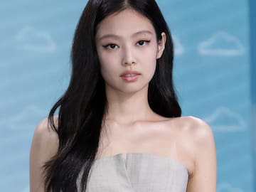 ¡Icónica! Jennie se emociona hasta las lágrimas al interpretar “Twin” en vivo por primera vez