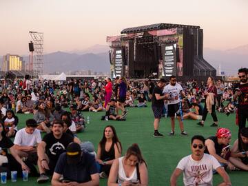 Ya puedes retirar tu pulsera para Lollapalooza Chile 2026: ¿Dónde, cuándo y cómo hacerlo?