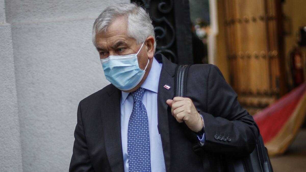 ¿Por qué se suspendió la vacuna AstraZeneca en menores de 45 años? Ministro Paris lo Explica