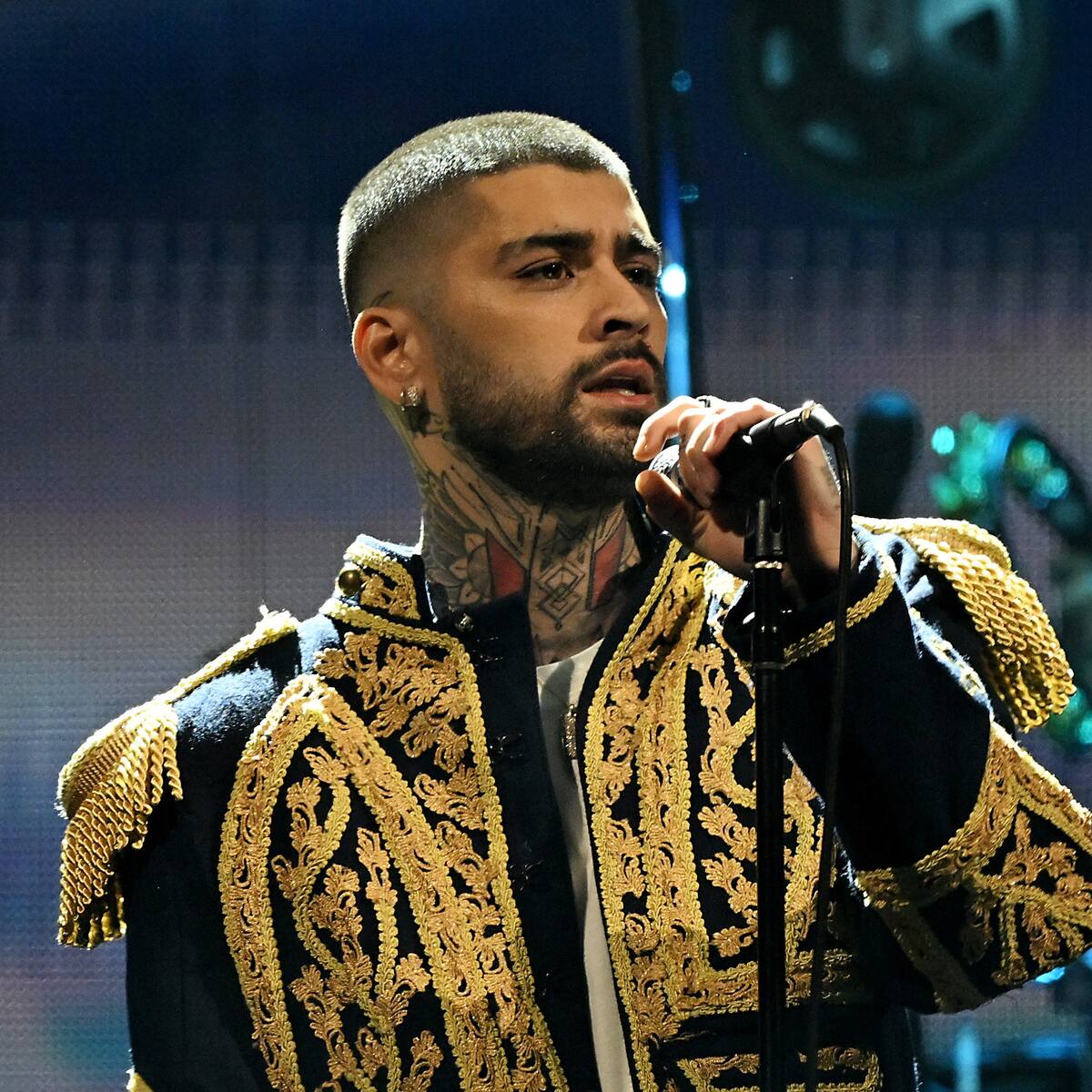 Zayn anuncia el lanzamiento de su quinto álbum de estudio "KONNAKOL"