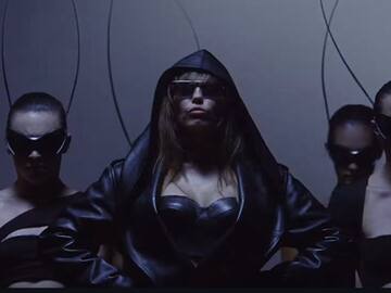 Con arte, visuales y actitud: Miley Cyrus revela el tracklist de su nuevo álbum "Something Beautiful"