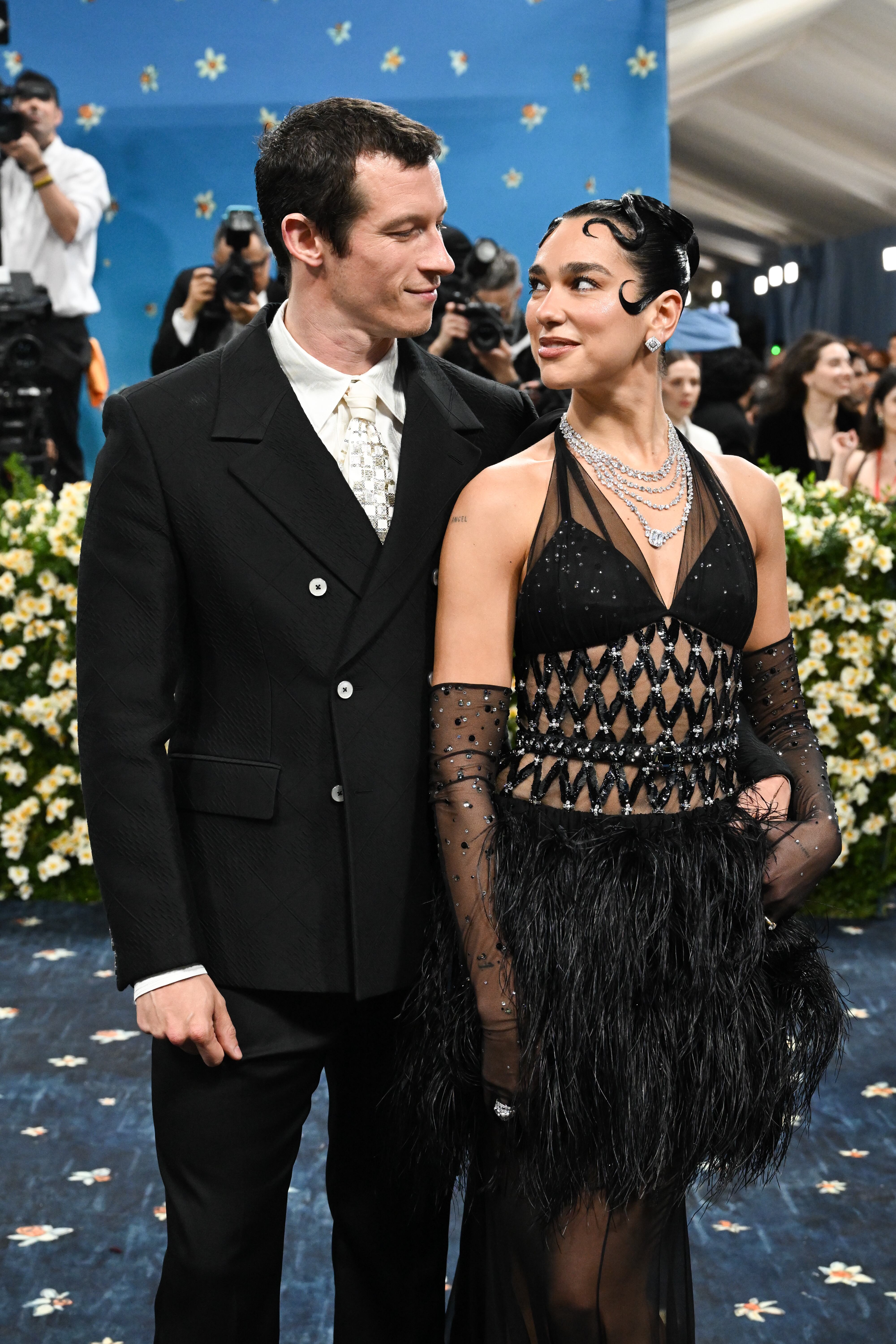 CL - Callum Turner, Dua Lipa