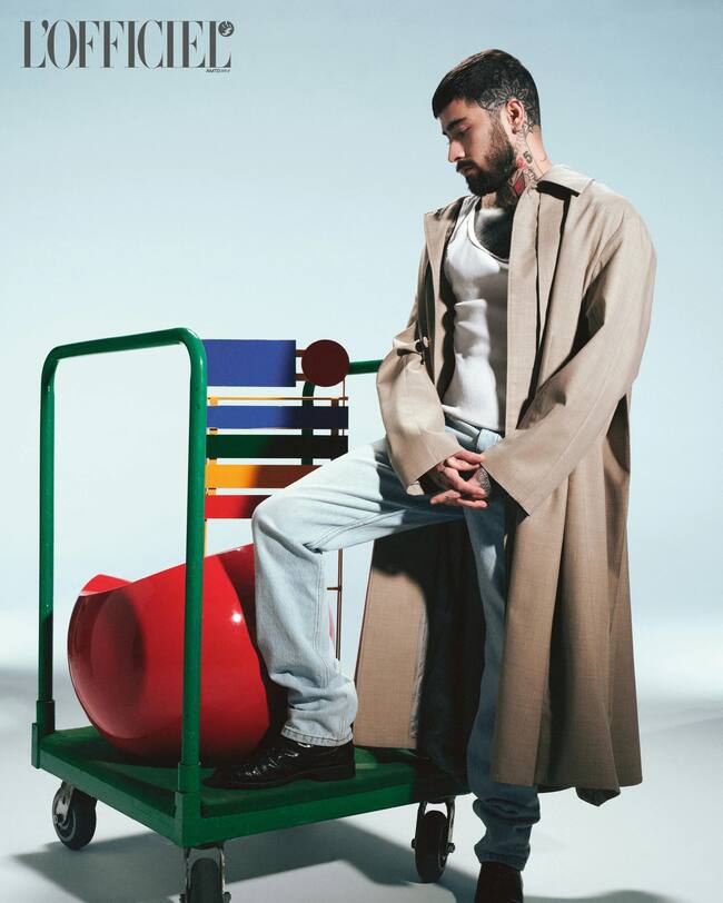 captura de @lofficielusa. Fotógrafo: Dennis Leupold