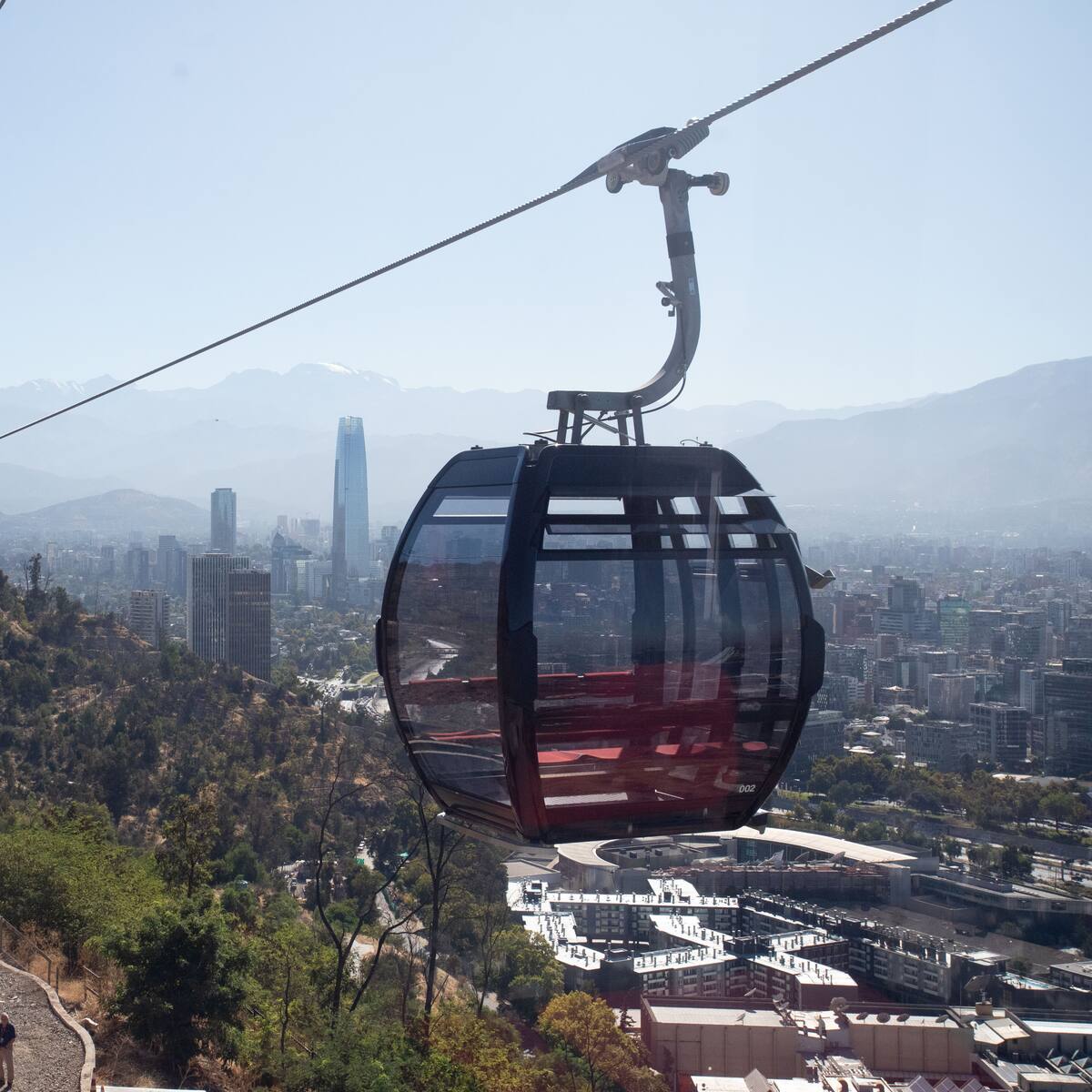 Teleférico Bicentenario entra en su recta final: ¿Cuándo debutará el nuevo transporte de Santiago?