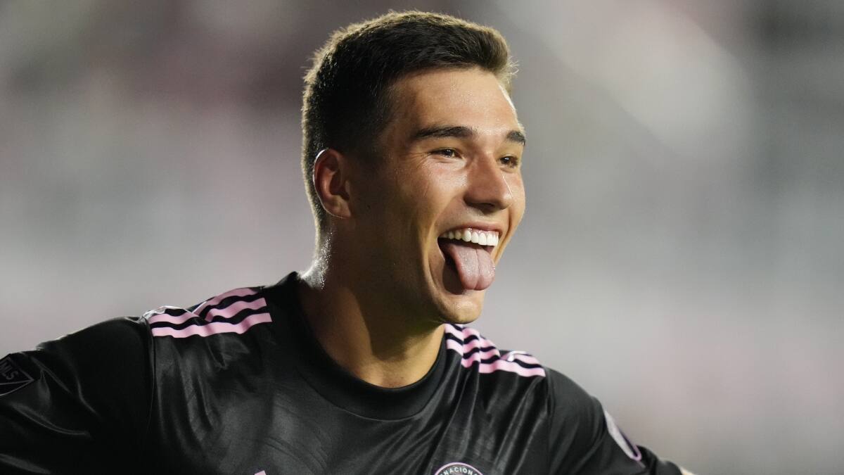 Robbie Robinson habría abandonado a la Selección Chilena por motivos económicos