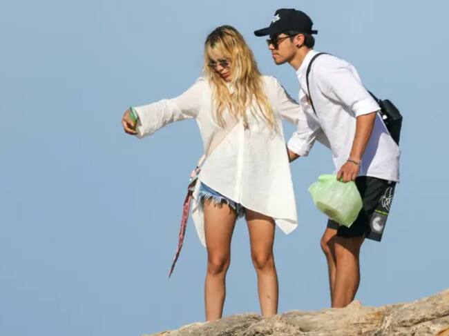 Danna Paola y Álex Hoyer