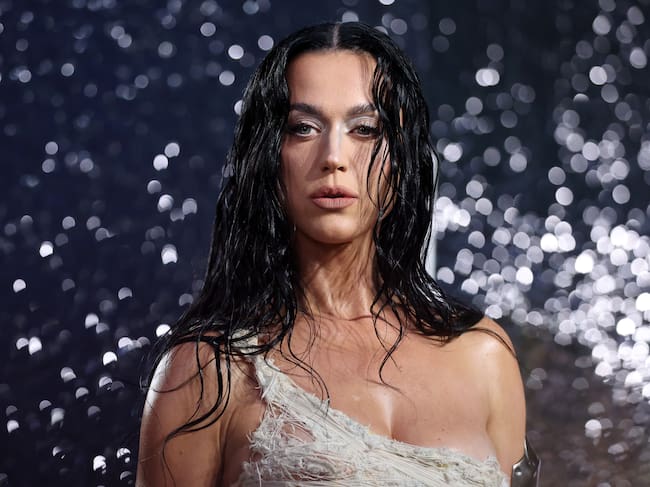 Katy Perry en la alfombra roja de los MTV Video Music Awards el 11 de septiembre de 2024 en Elmont, Nueva York.