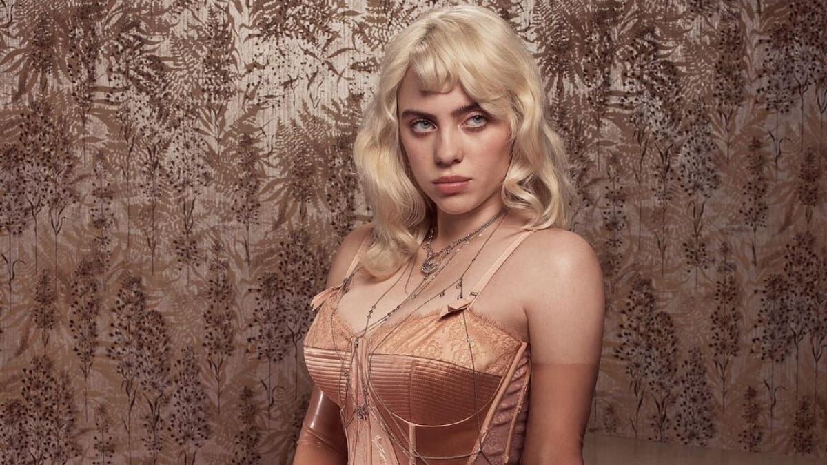 Reconocido medio criticó las fotos en lencería de Billie Eilish: Esta fue su reacción