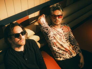 Triciclo Parlante introduce su nuevo universo sonoro con "Cuando Nada Crece"