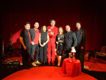Sergio Lagos revive los himnos que marcaron la historia de Chile en "Musicalismo", un emotivo espectáculo