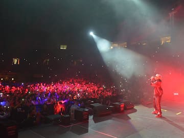 Es uno de lo fenómenos globales de la música urbana y se convirtió en el primer confirmado para el show de Cris MJ en el Estadio Nacional 2026