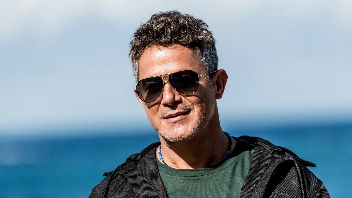 Alejandro Sanz presenta el videoclip de su nueva canción «Mares de Miel»