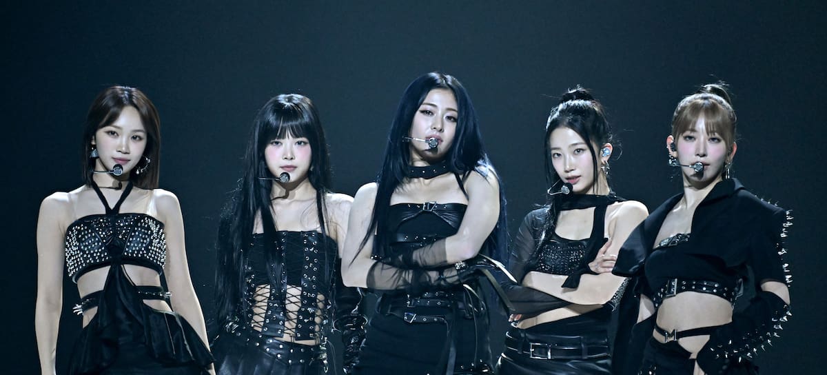 MANCHESTER, ENGLAND - NOVEMBER 10: (L-R) Kim Chae-won, Hong Eun-chae, Huh Yun-jin, Kazuha and Sakura Miyawaki from Le Sserafim on stage during the MTV Europe Music Awards 2024 held at Co-op Live on November 10, 2024 in Manchester, England. (Photo by Shirlaine Forrest/Getty Images for Paramount)