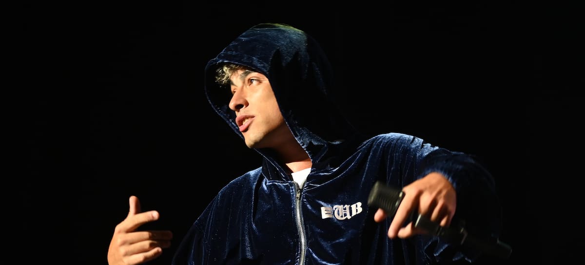 SITGES, BARCELONA, SPAIN - 2025/08/04: Argentinian rapper Mateo Palacios Corazzina performs during the CaixaBank Terramar Festival at the Jardins de Terramar. Mateo Palacios Corazzina, better known by his stage name Trueno, is a rising Argentine rapper, singer, and songwriter born on March 25, 2002. Known for his energetic performances and lyrical talent, Trueno has become a prominent figure in Latin American urban music. (Photo by Ramon Costa/SOPA Images/LightRocket via Getty Images)