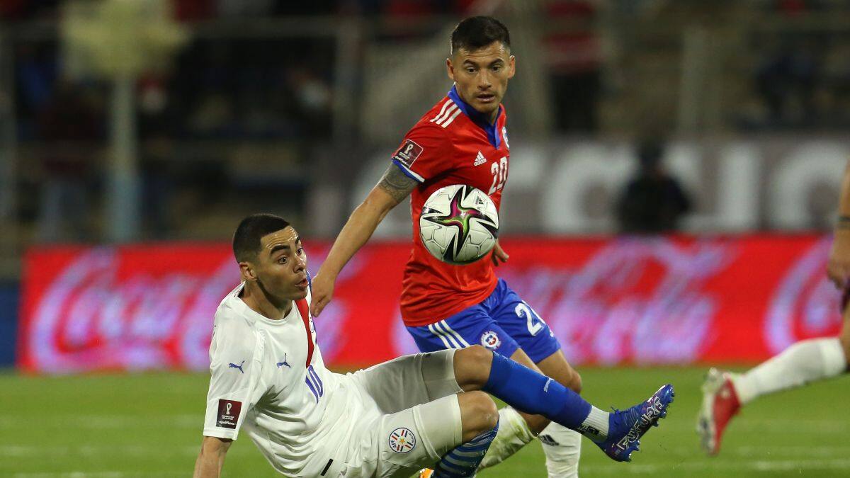 ¡NOOO! Charles Aránguiz se lesionó y no podrá jugar por la Selección Chilena