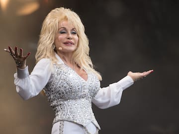 La última voluntad musical de Dolly Parton: eligió la canción de su funeral y dejó otra guardada hasta 2046