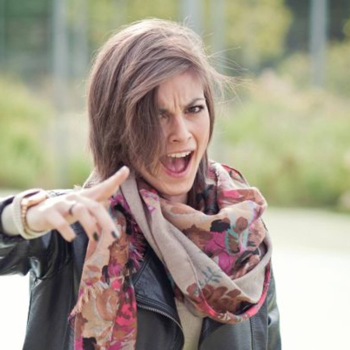 Según estudio las mujeres malhumoradas son más inteligentes