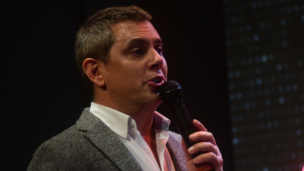 José Miguel Viñuela confirma su salida “con mucha pena” de Mega